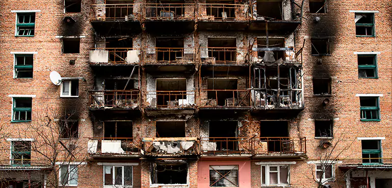 Why Homeowners Choose Us to Sell Their Distressed Homes in Anchorage
